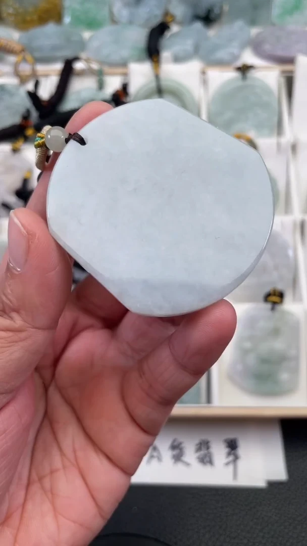 颈饰未镶嵌翡翠天然缅甸翡翠A货115