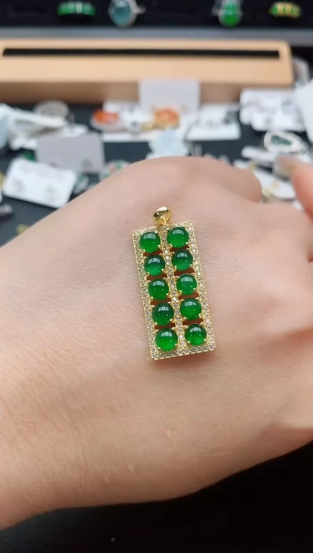 吊坠(赠链)银S925镶嵌翡翠1