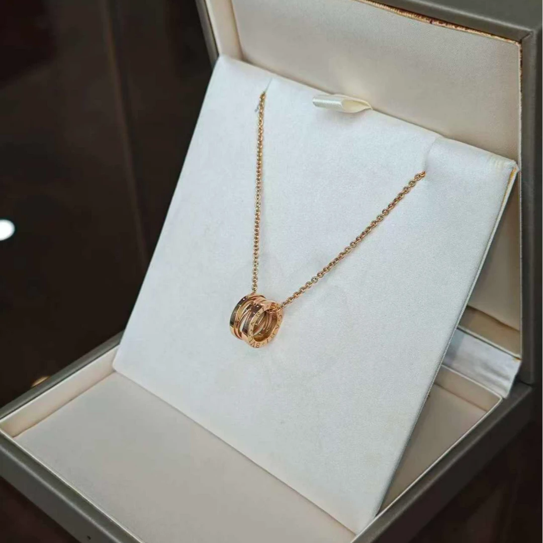 95新 BVLGARI/宝格丽  安洁利严选扇子系列/sk0125792 项链