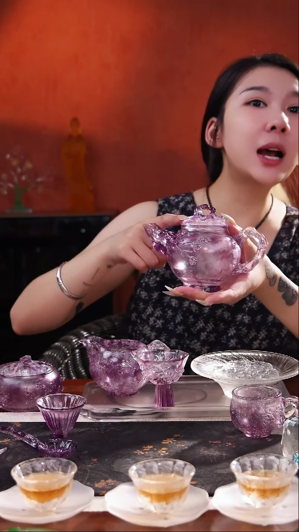 古法琉璃紫色梅花壶