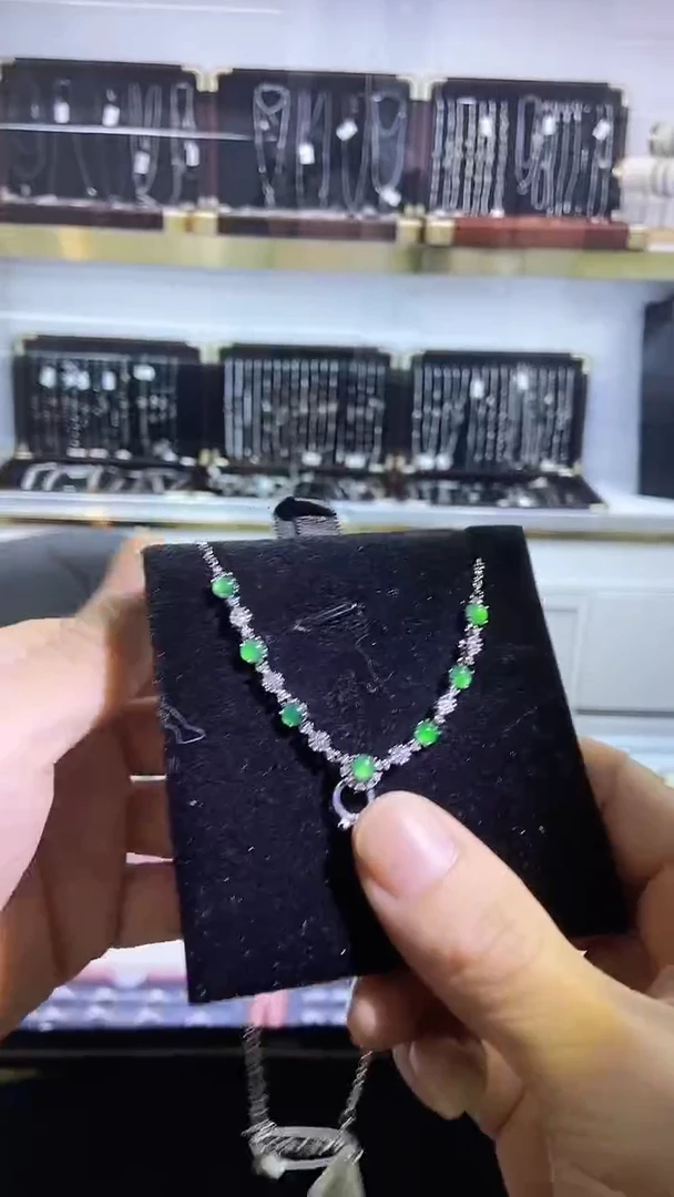 吊坠(不含链)未镶嵌翡翠多样性发货不含链