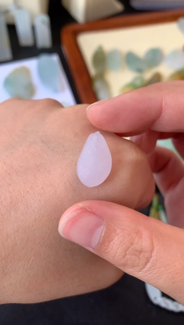 【闪购商品】定制翡翠未镶嵌翡翠