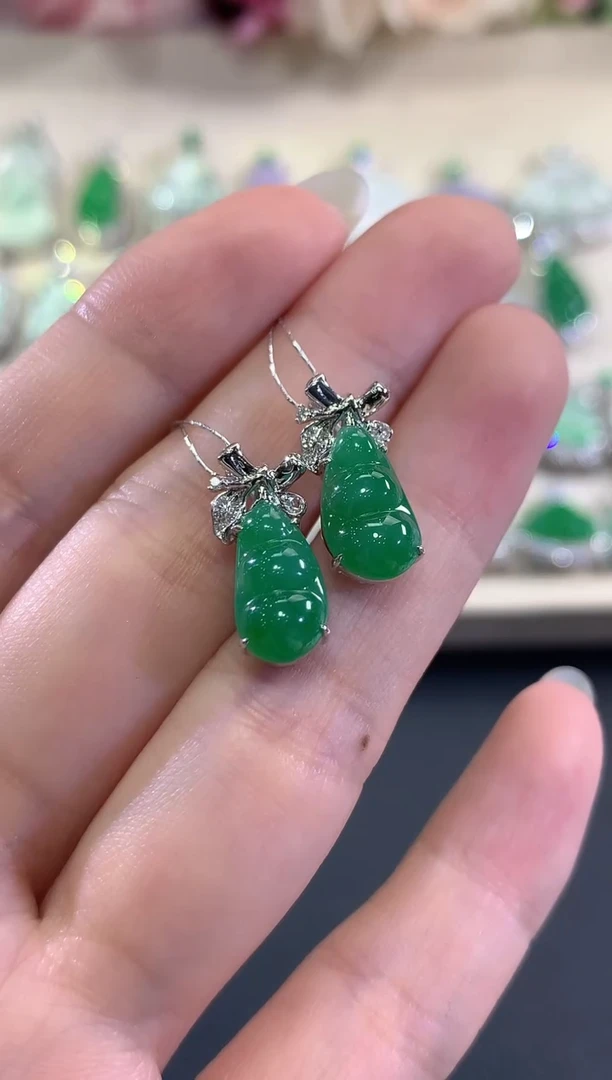 吊坠(不含链)18K金镶嵌翡翠c1多样性一件发