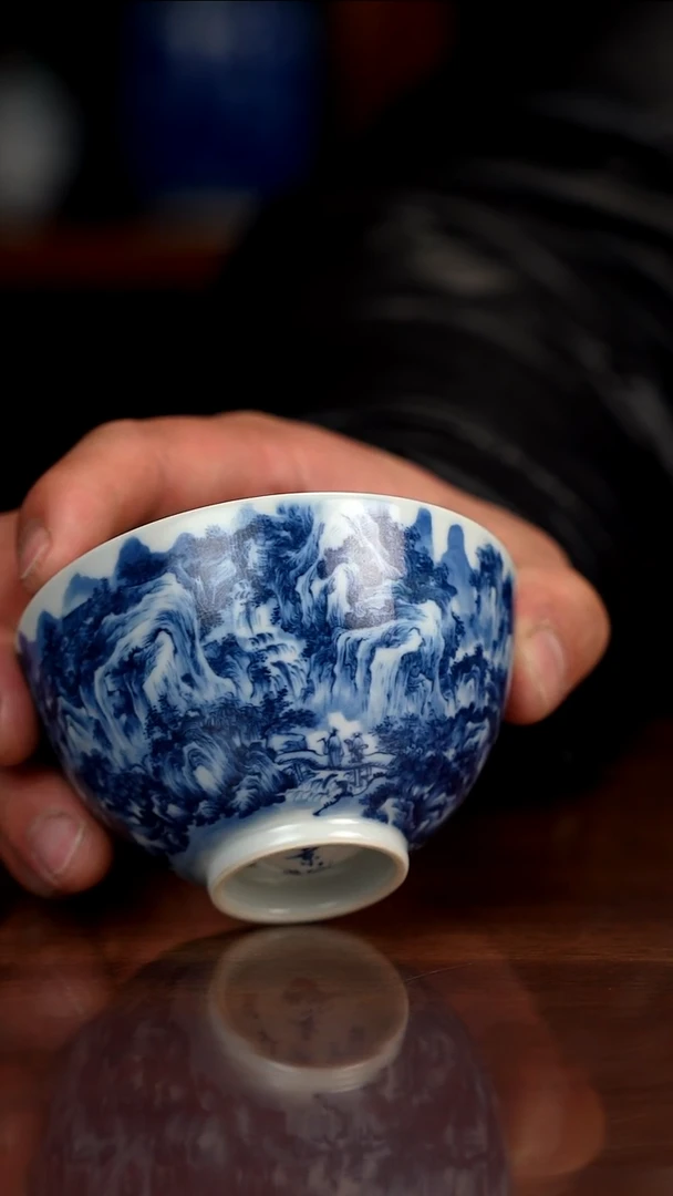 景琳藏青花北派山水