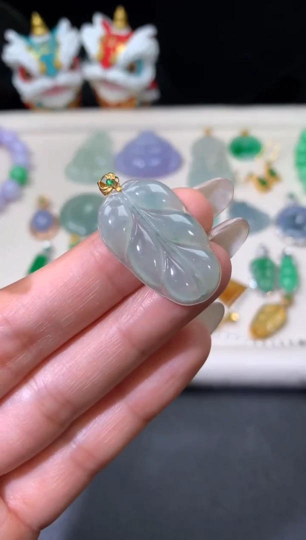 吊坠(不含链)18K金镶嵌翡翠翡翠