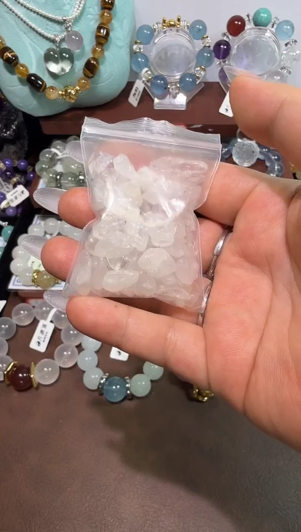 未镶嵌珠宝半成品水晶白水碎石（13579）