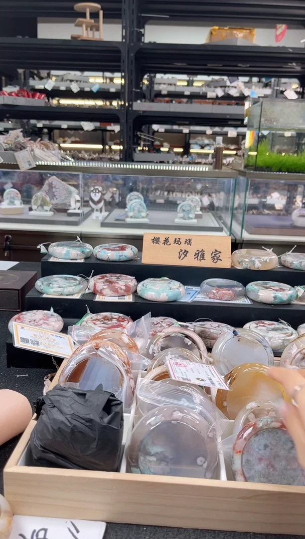 未镶嵌手镯石英质玉六*六圈口（赠品镯心）