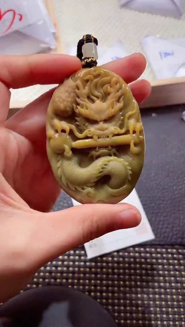 颈饰未镶嵌翡翠000111