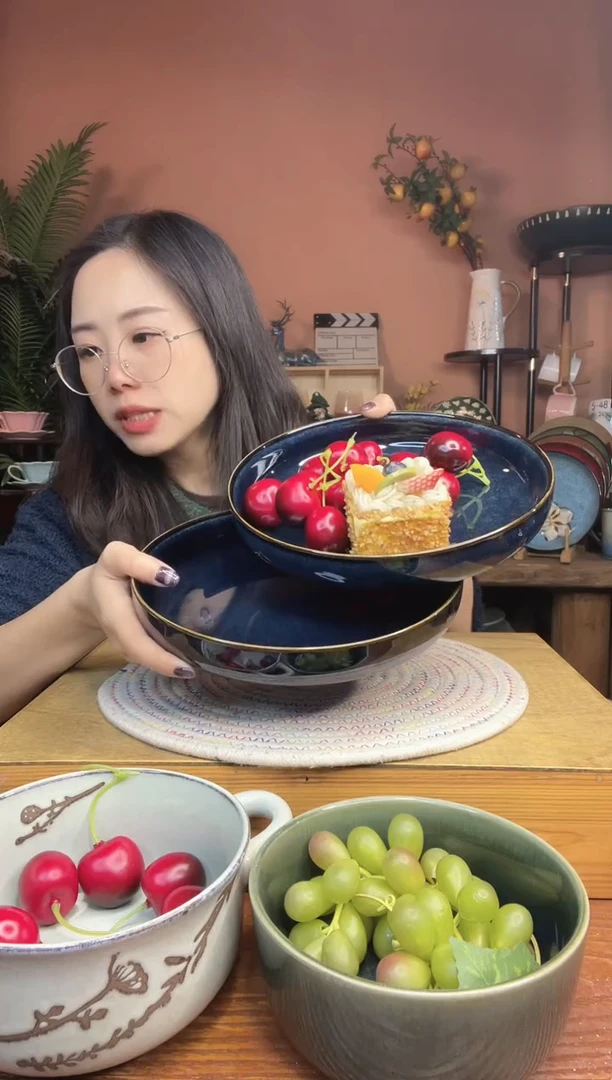 陶瓷8.5英寸复古深盘 2件 微瑕疵