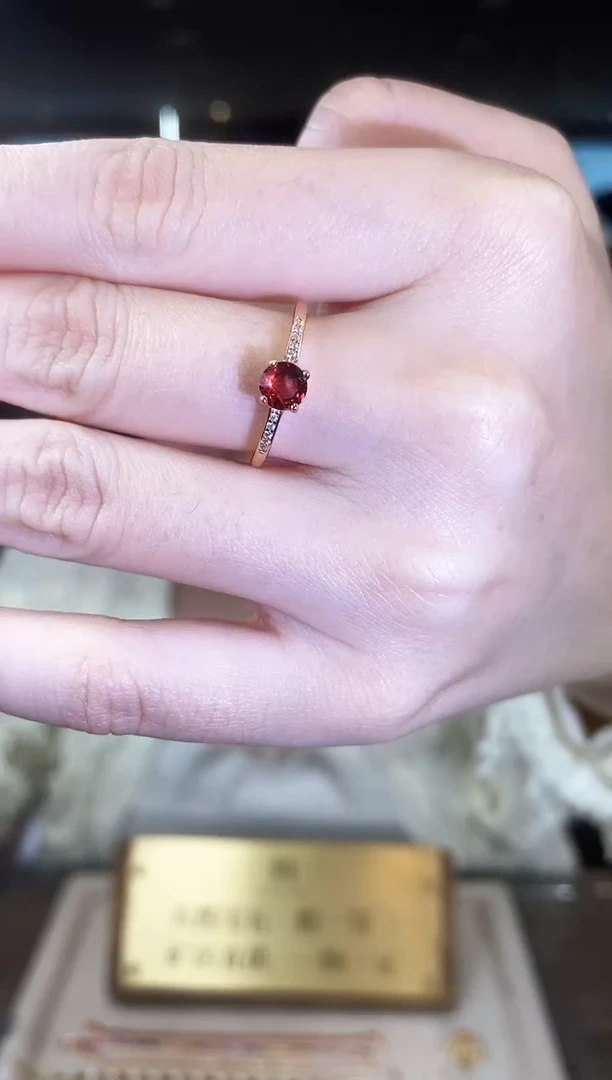 【闪购商品】石榴石戒指银S925镶嵌09