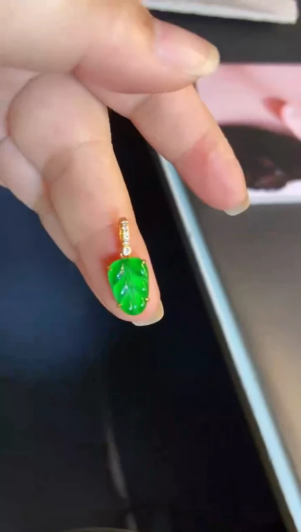 吊坠(不含链)银S925镶嵌翡翠1