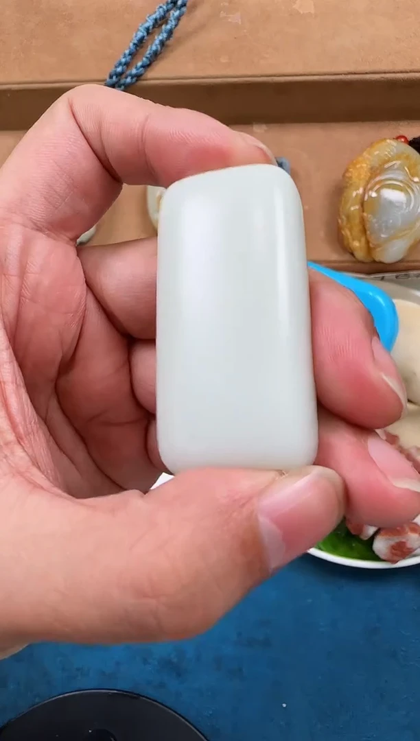 颈饰未镶嵌和田玉奋*吧吊坠