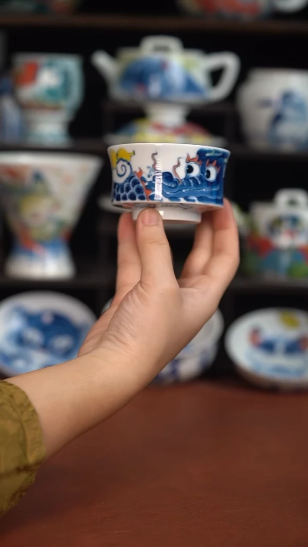 昨明龙纹马蹄杯（微瑕福利）