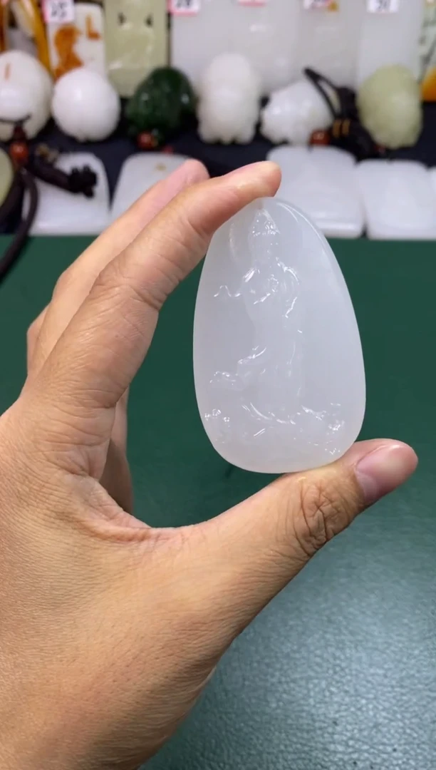 天然玉石未镶嵌颈饰