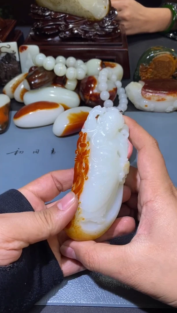 未镶嵌和田玉摆件南**-和田玉