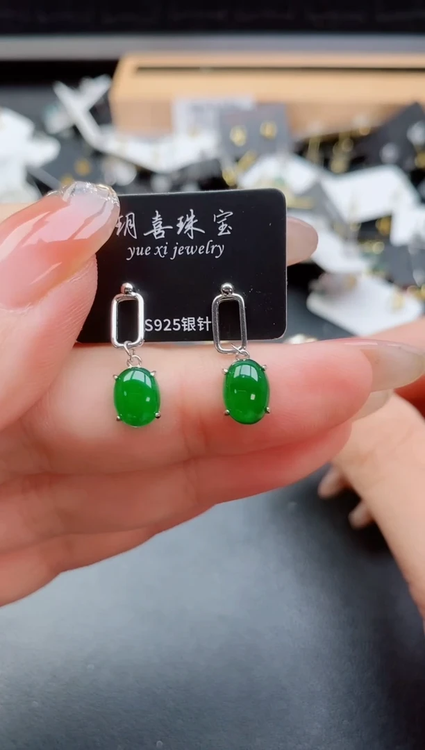 银S925镶嵌戒指翡翠1