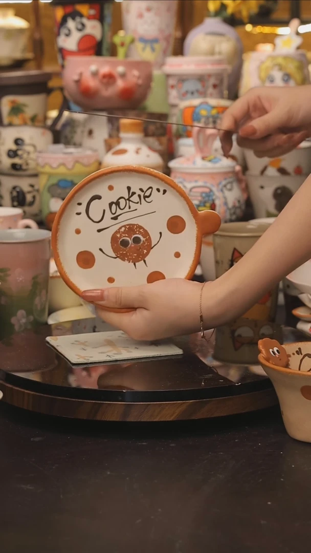 景德镇釉下彩绘设计师款式陶瓷