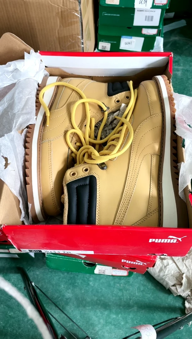 彪马时尚休闲运动鞋37.5M  DD122