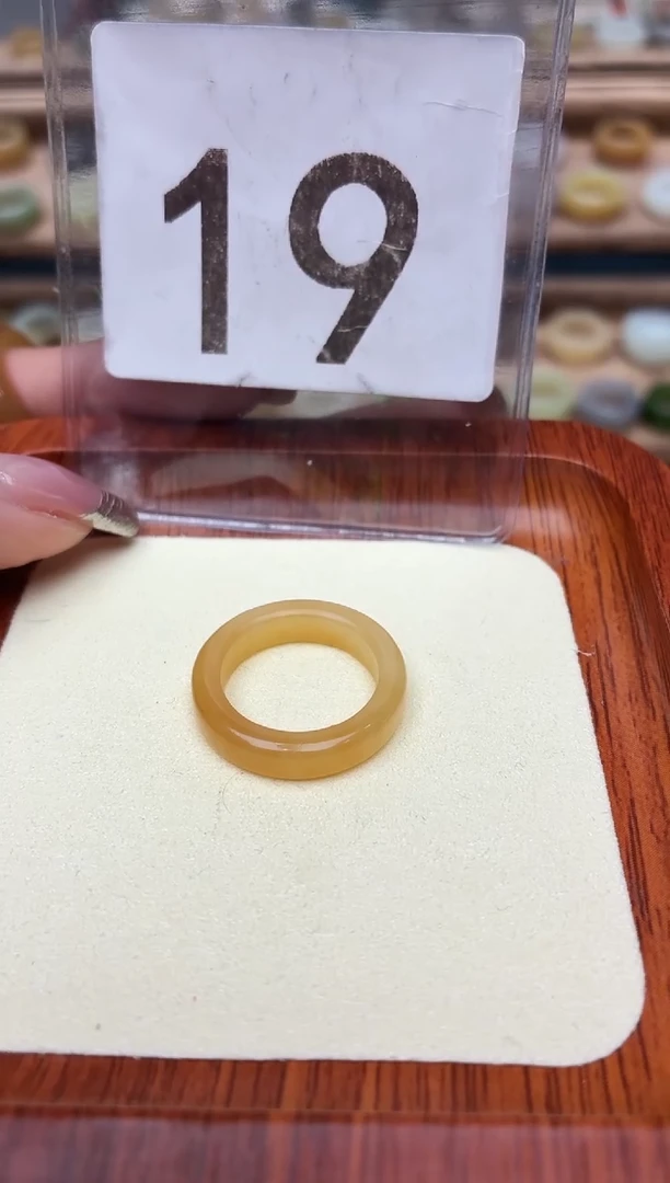 未镶嵌戒圈和田玉14号