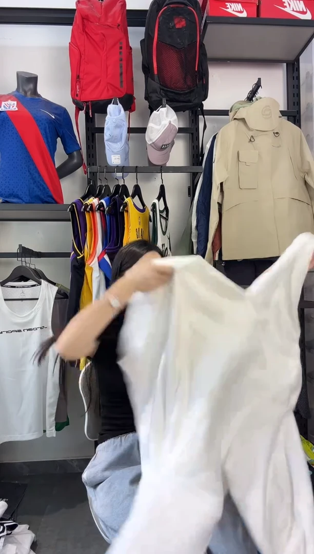668   ·编码 瑕疵款直播间过款为准 尺码·