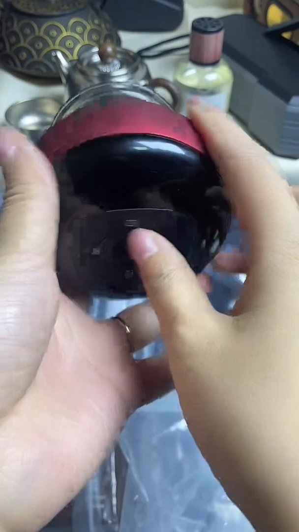 静*娃红色圆形灌灌