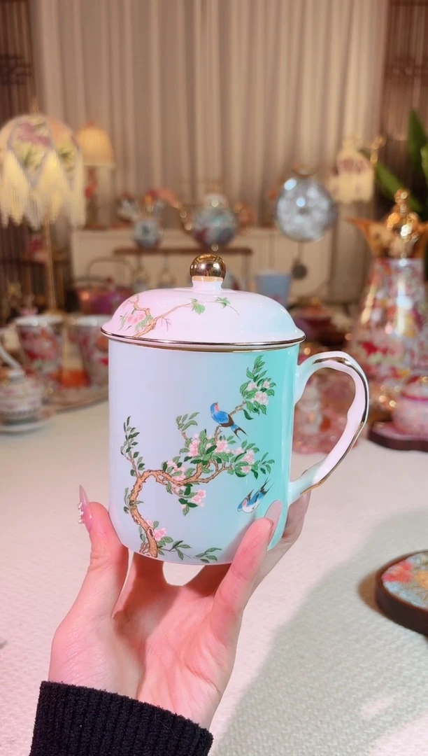 【闪购商品】瓷骨瓷 带盖马克杯