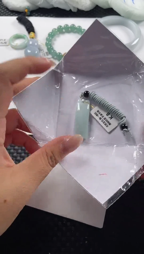 颈饰未镶嵌翡翠基地发货H 9137