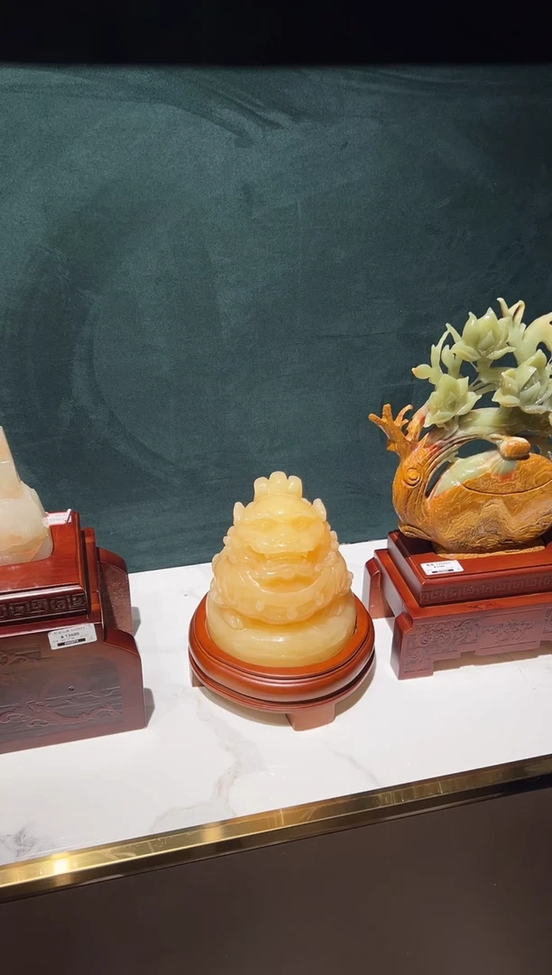 玉雕摆件 玛瑙貔貅