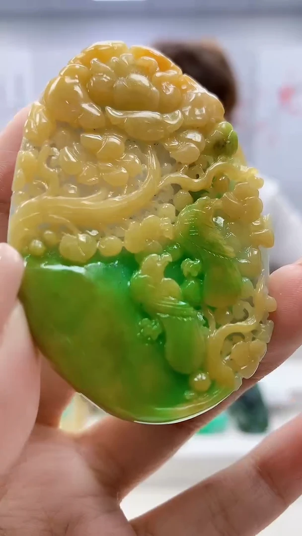 定制翡翠未镶嵌4868xx-毛货挂件206