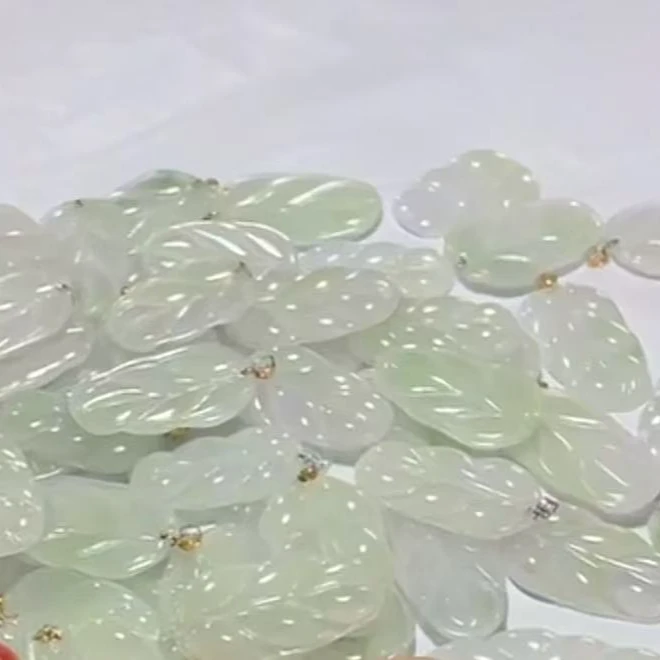 【玉经纶】-47213/Q49-628-天然A货翡翠吊坠-多样性发其—