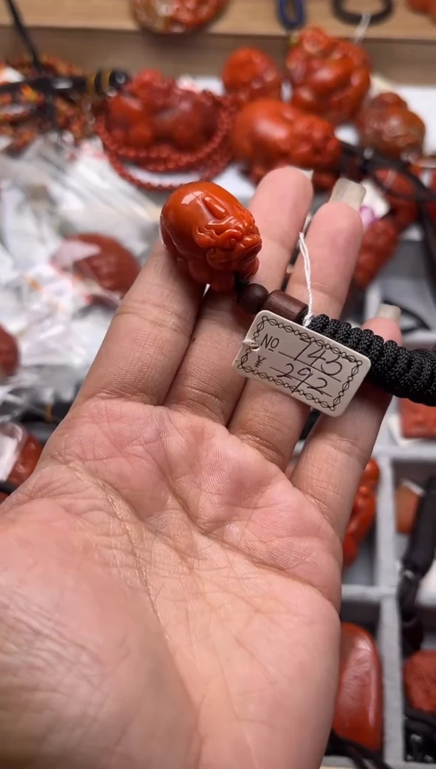 【闪购商品】南红玛瑙珠宝奇石未镶嵌745