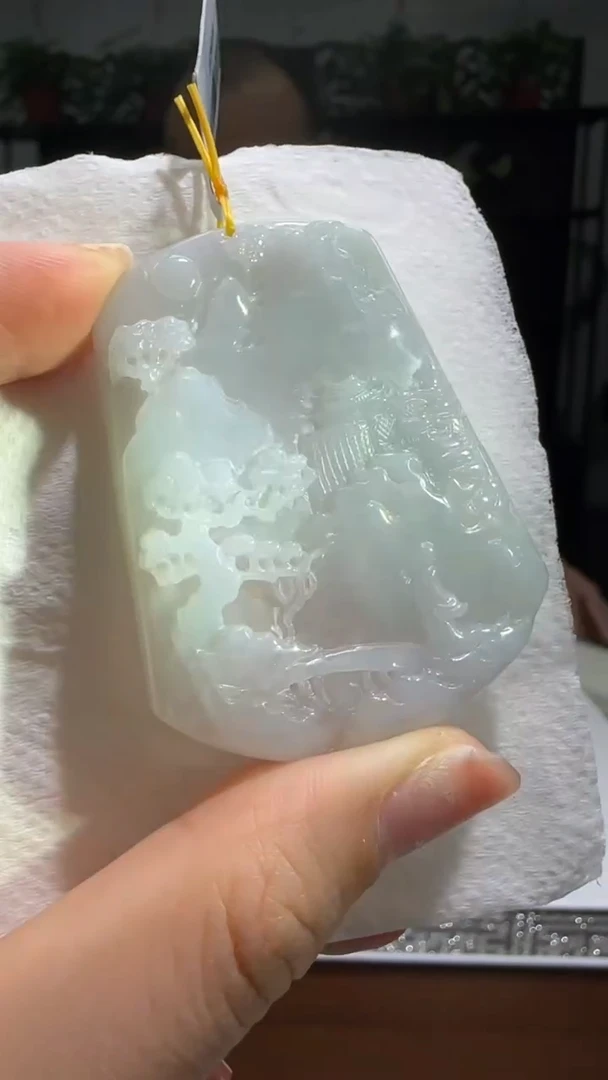 【闪购商品】翡翠颈饰未镶嵌天然翡翠A货吊坠