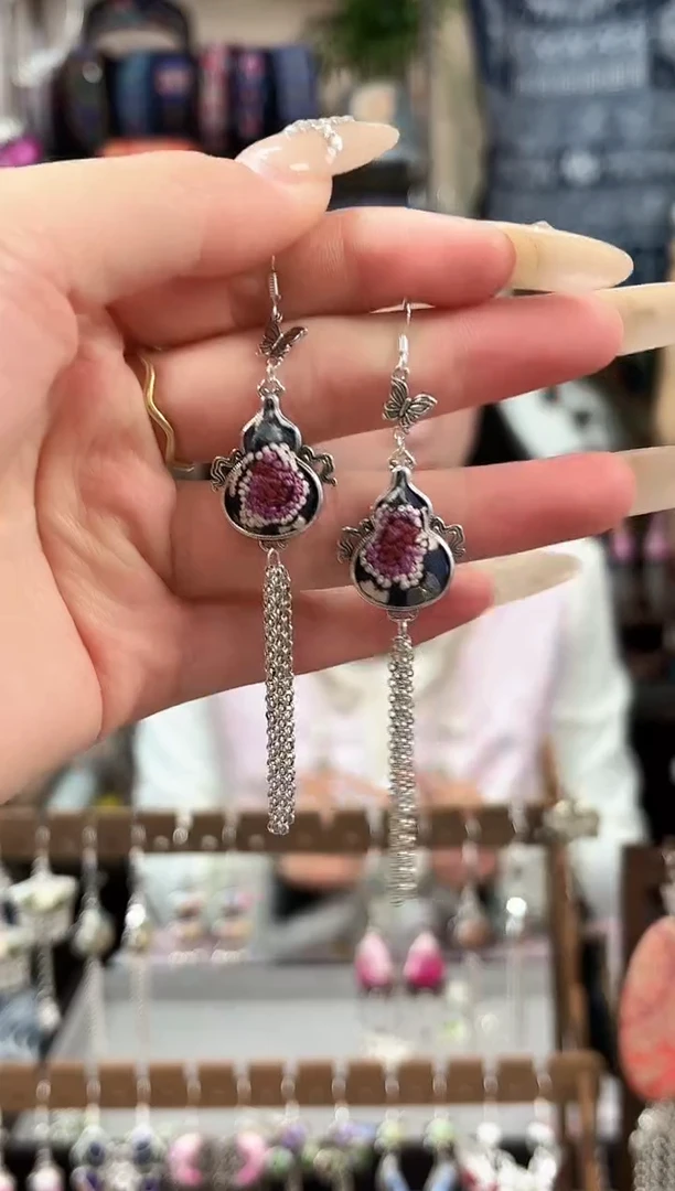 织绣民族风非遗老绣苗银饰品114