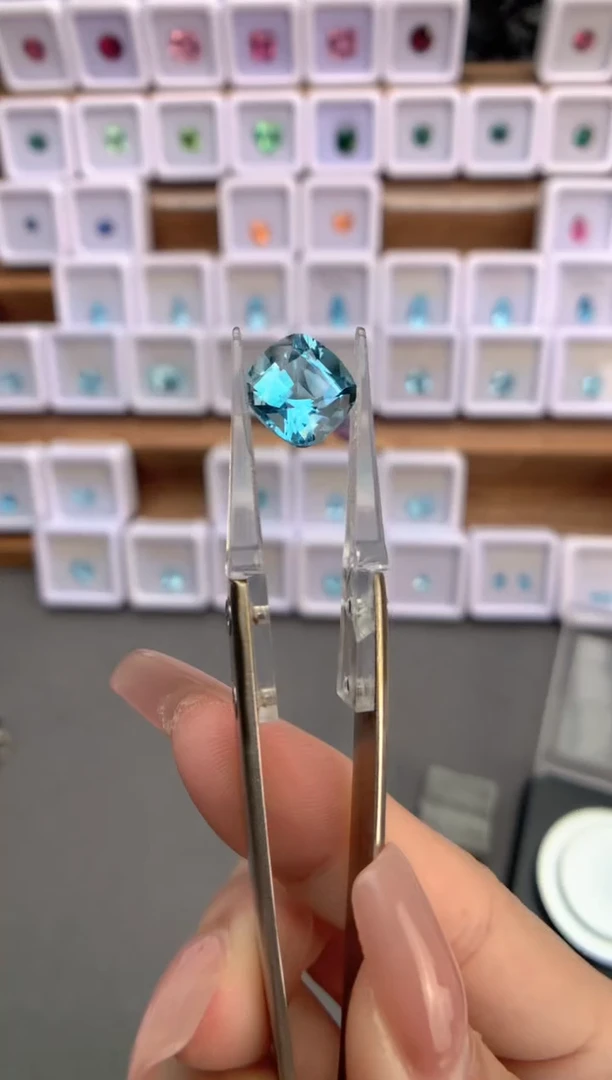 未镶嵌裸石定制托帕石6.35ct