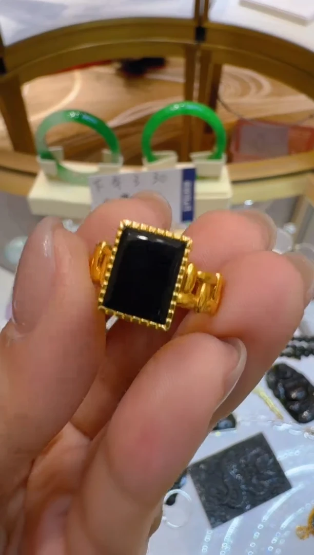 18K金镶嵌戒指翡翠多样性团购发一件