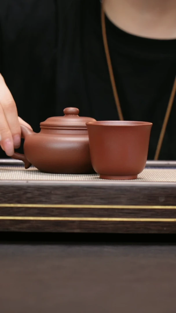 茶壶紫砂台西矿低槽清  仿古+铃铛杯