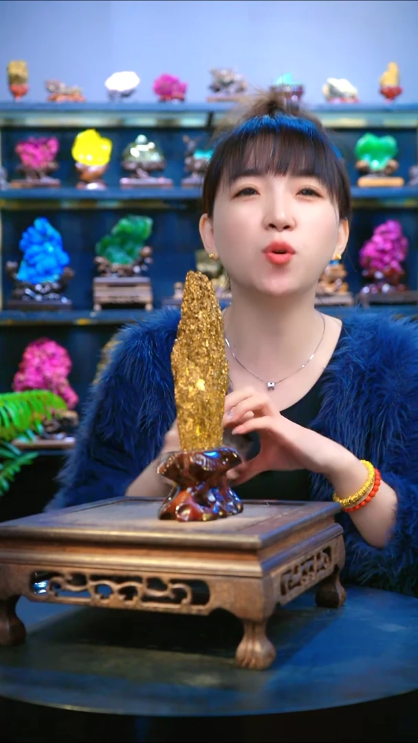 石材精品矿物晶体摆件