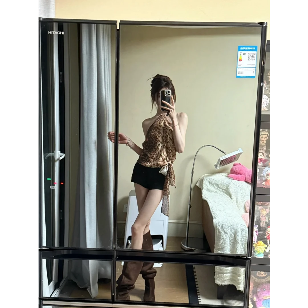 2025夏季新款纯欲性感辣妹风无袖挂脖豹纹上衣女配高腰显瘦短裤