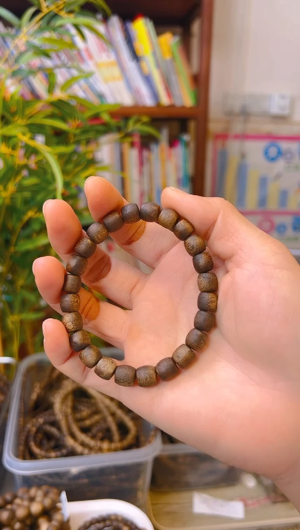 【闪购商品】手串沉香棋楠鼓珠单圈多样性发一条