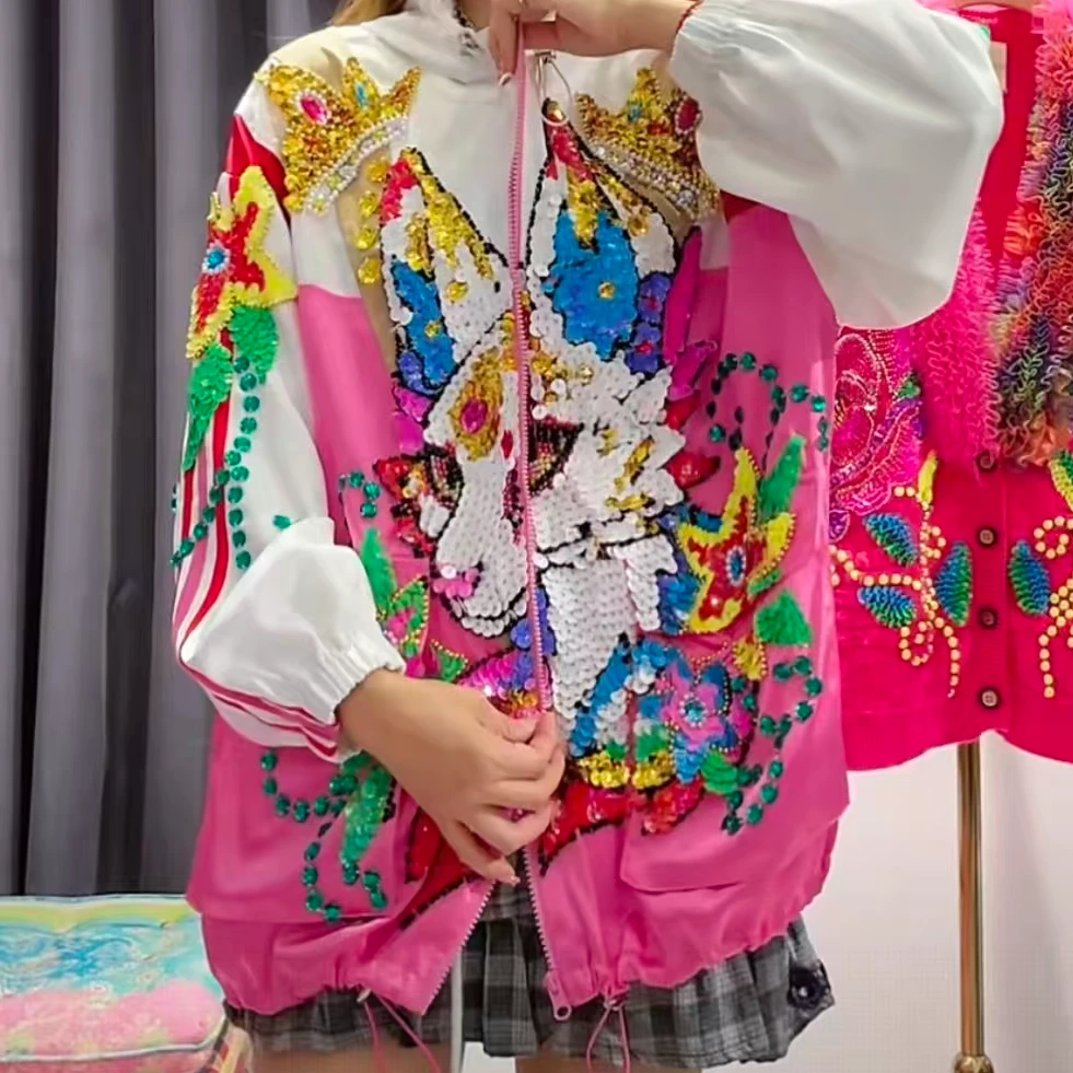 H00 牛仔时尚潮流春款牛仔短款连帽印花紫色重工满印带帽外套