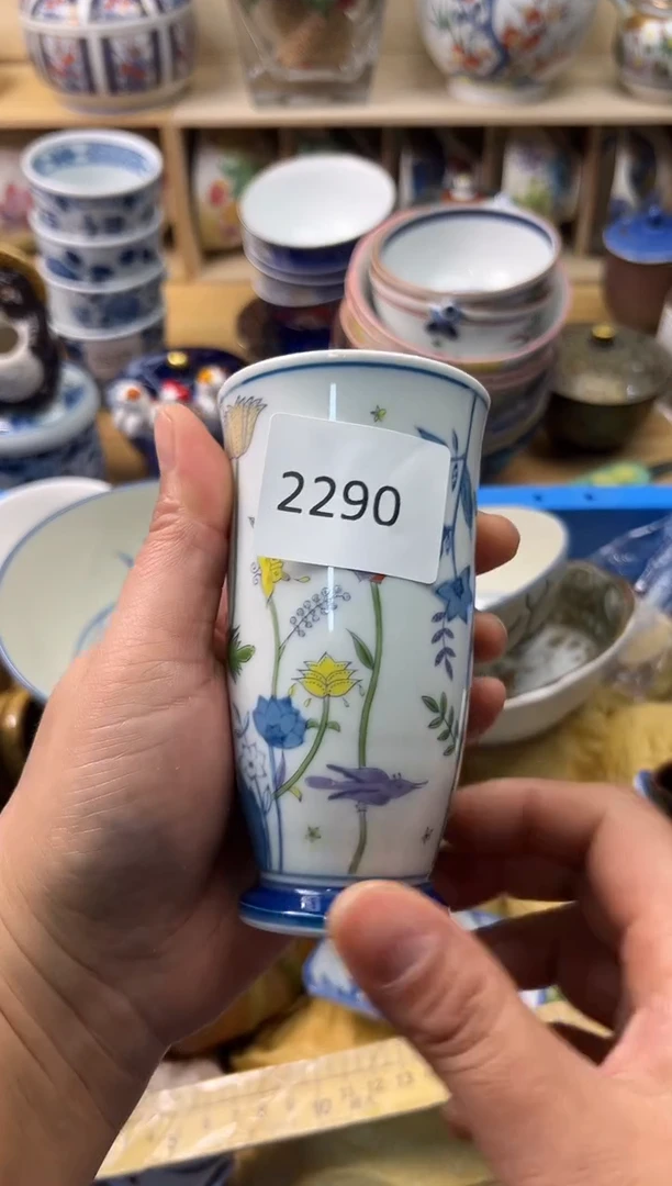 瓷片啦****啦