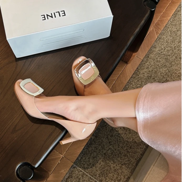 琮媛同款新款方扣细跟百搭时尚裸色中空高跟女舒适中跟气质女单鞋