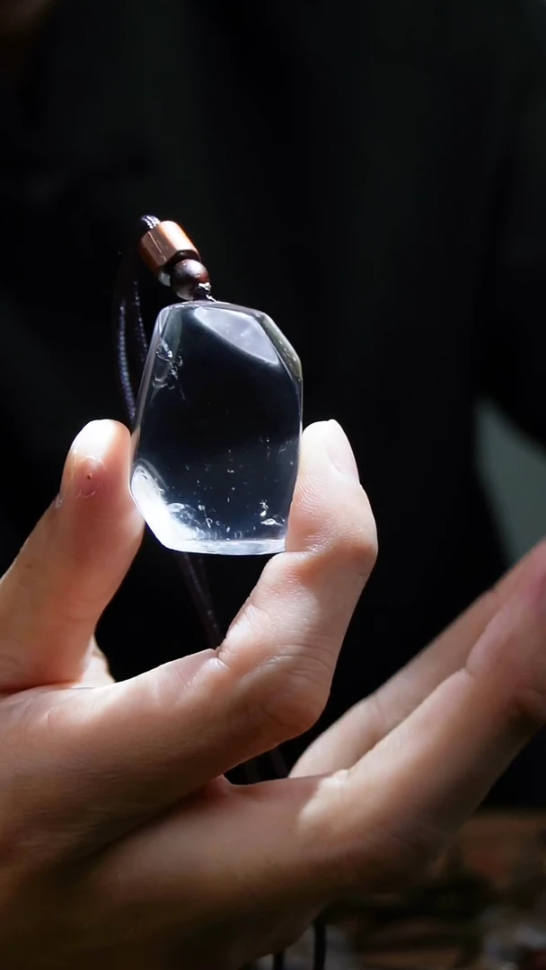 吊坠(赠链)未镶嵌水晶水晶