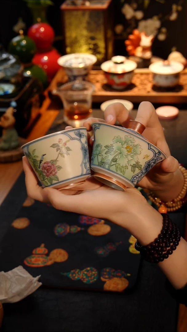 青花花鸟盖碗+主人杯两件套