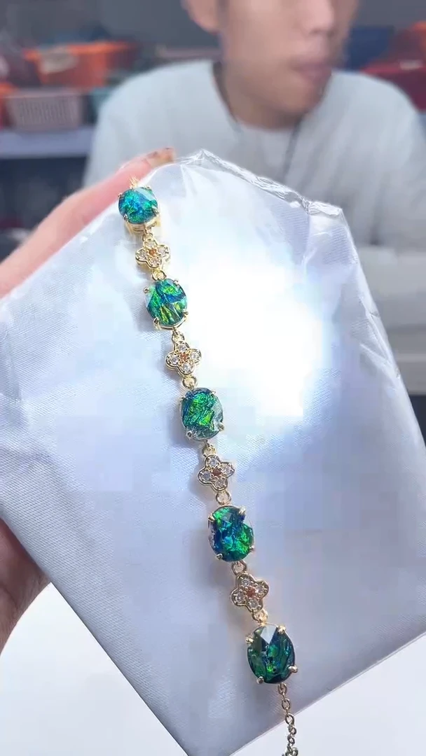 未镶嵌手串石英质玉手链