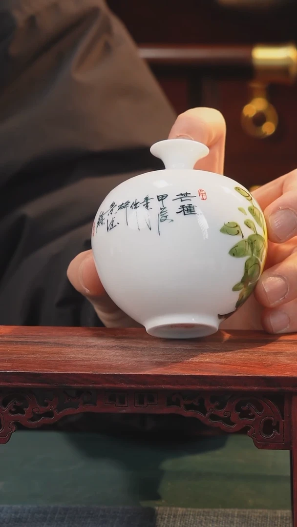 【闪购商品】摆件釉下五彩纯手工手绘原创瓷器