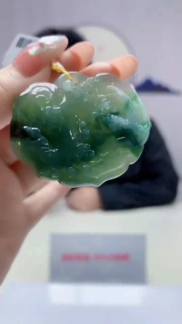 【闪购商品】定制翡翠未镶嵌5153DD-毛货挂件154