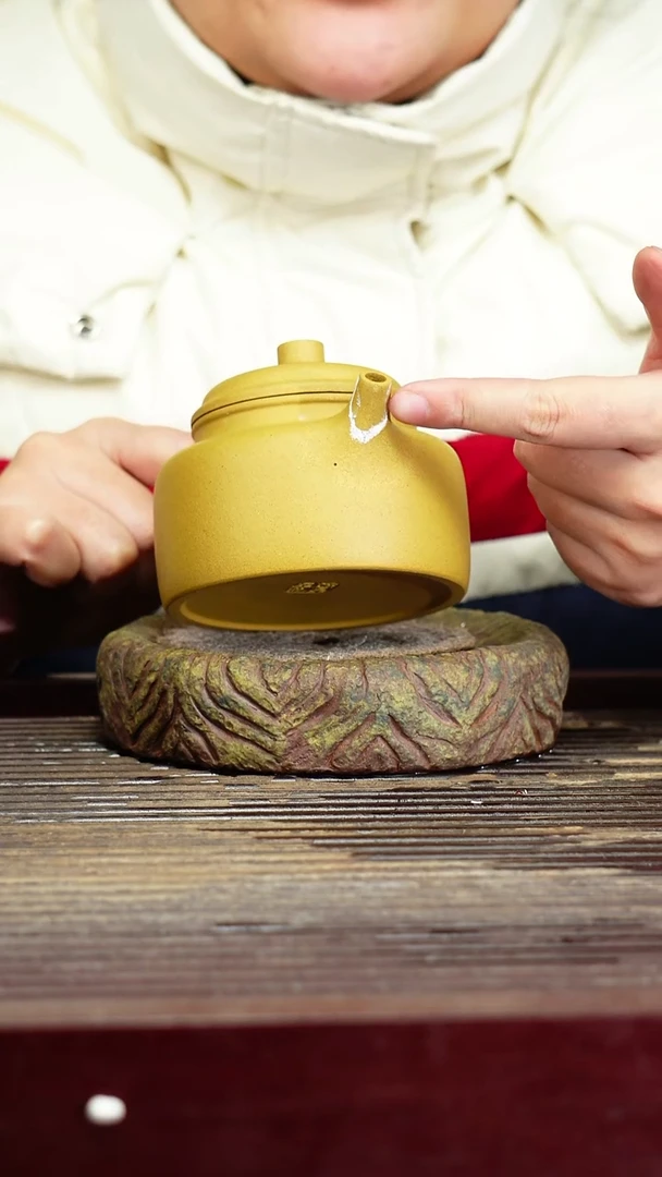 宜兴原矿紫砂壶茶壶宜兴原矿紫砂壶茶壶250C