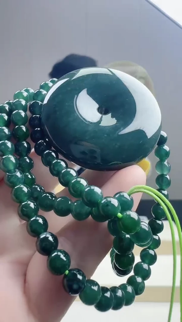 颈饰未镶嵌翡翠天然A货翡翠  多样性随机发其一