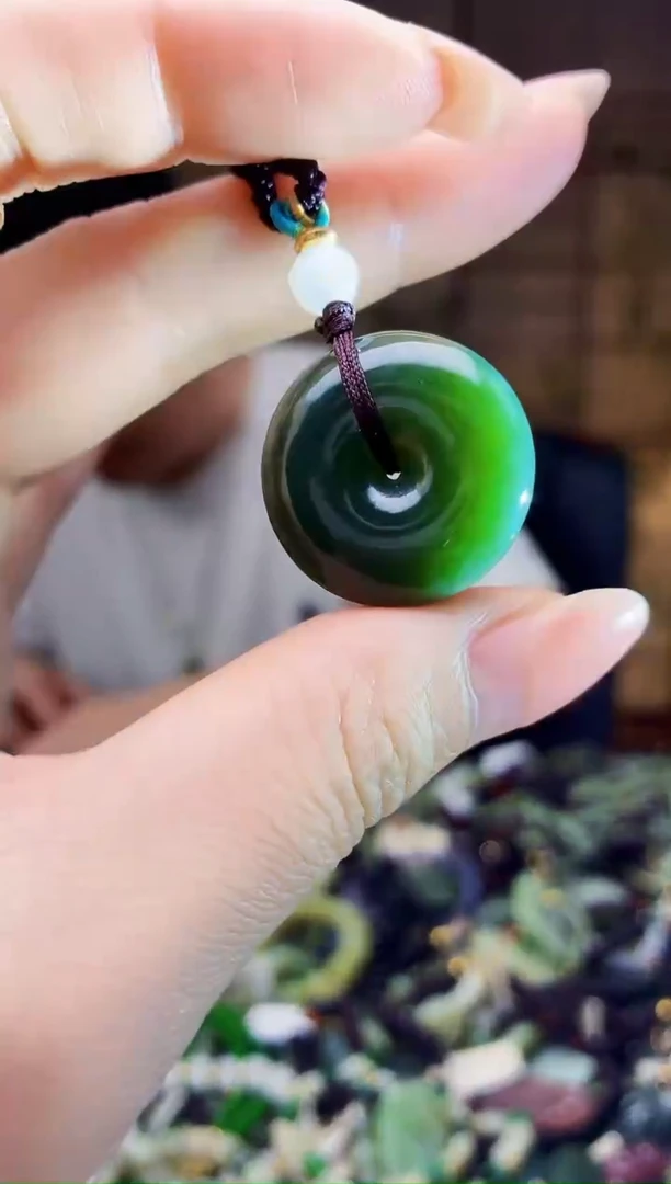 颈饰未镶嵌和田玉多样性发货，拍一发一